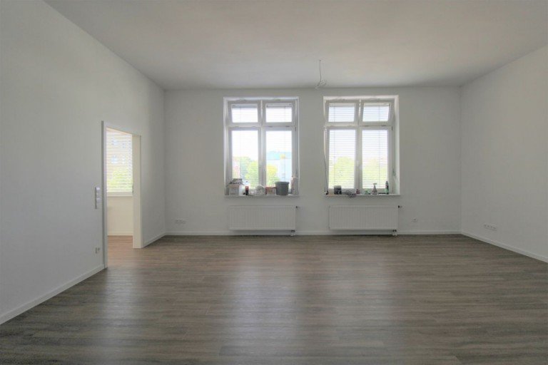  Ettlingen Wohnung Sanierte, zentrumsnahe 5-Zi.-Wohnung mit Aufzug und Stellplatz