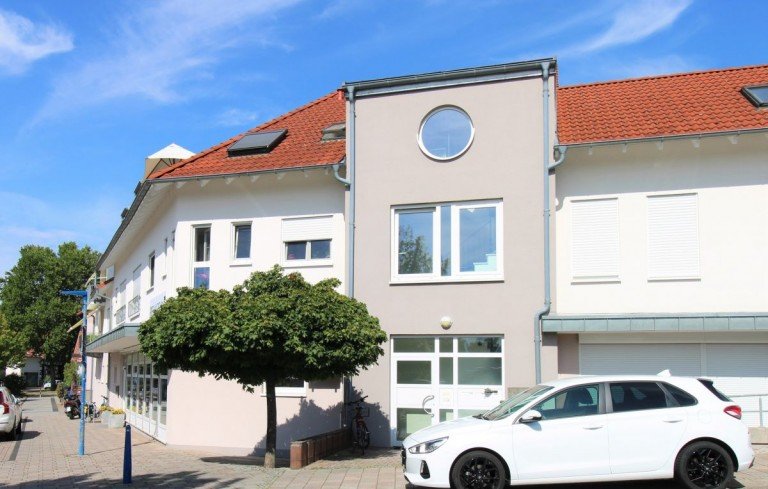  Waldbronn Etagenwohnung Helle, moderne 3 Zi.-Wohnung mit XL-Balkon